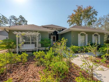 12108 RIVERHILLS DRIVE, TEMPLE TERRACE, FL 33617