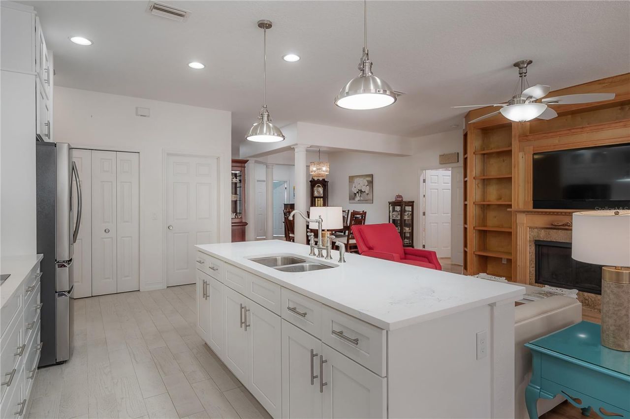 12108 Riverhills Drive, Temple Terrace, FL 33617 Photo