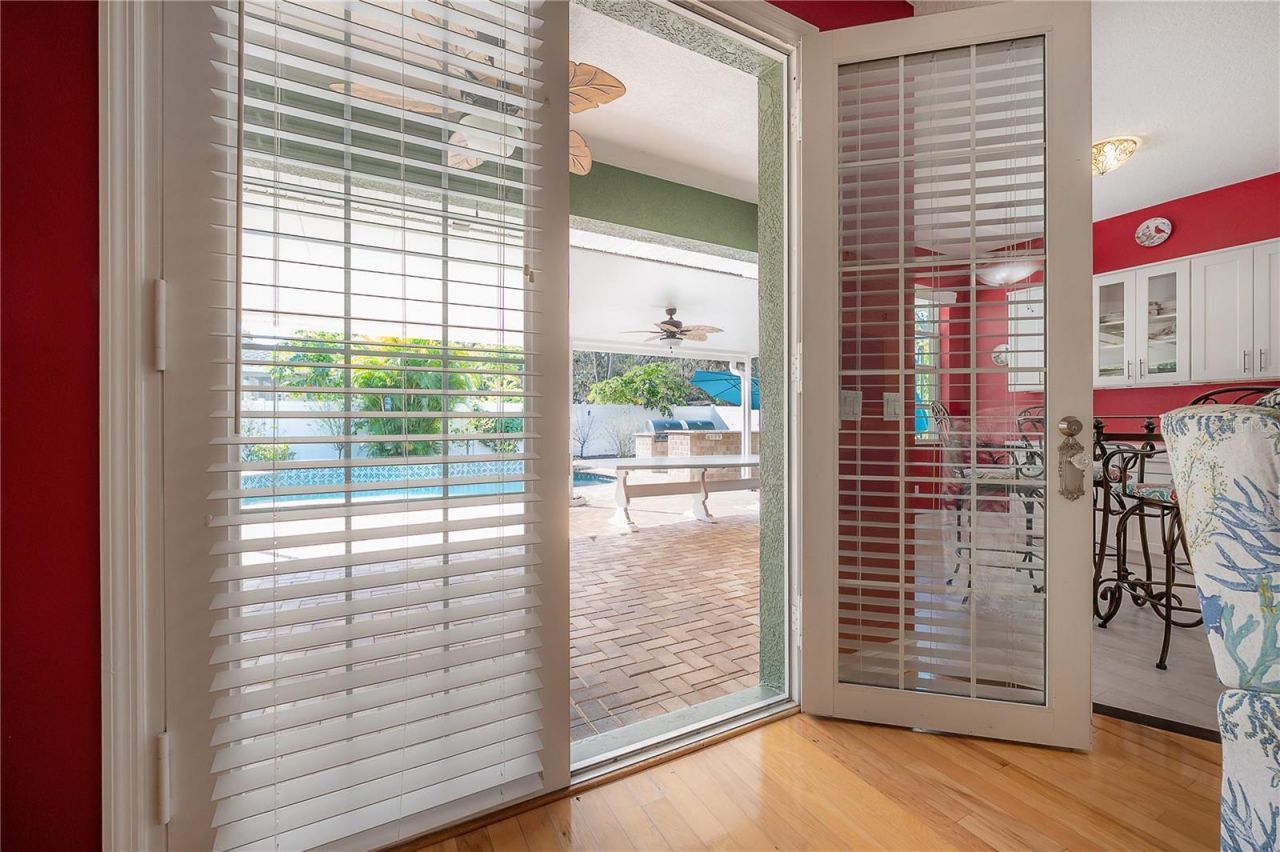 12108 Riverhills Drive, Temple Terrace, FL 33617 Photo