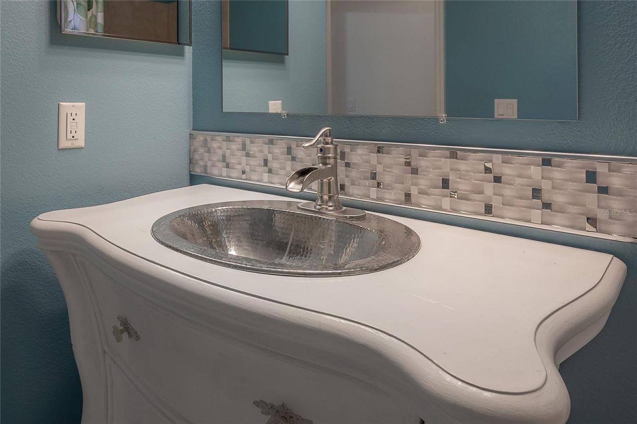 12108 Riverhills Drive, Temple Terrace, FL 33617 Photo