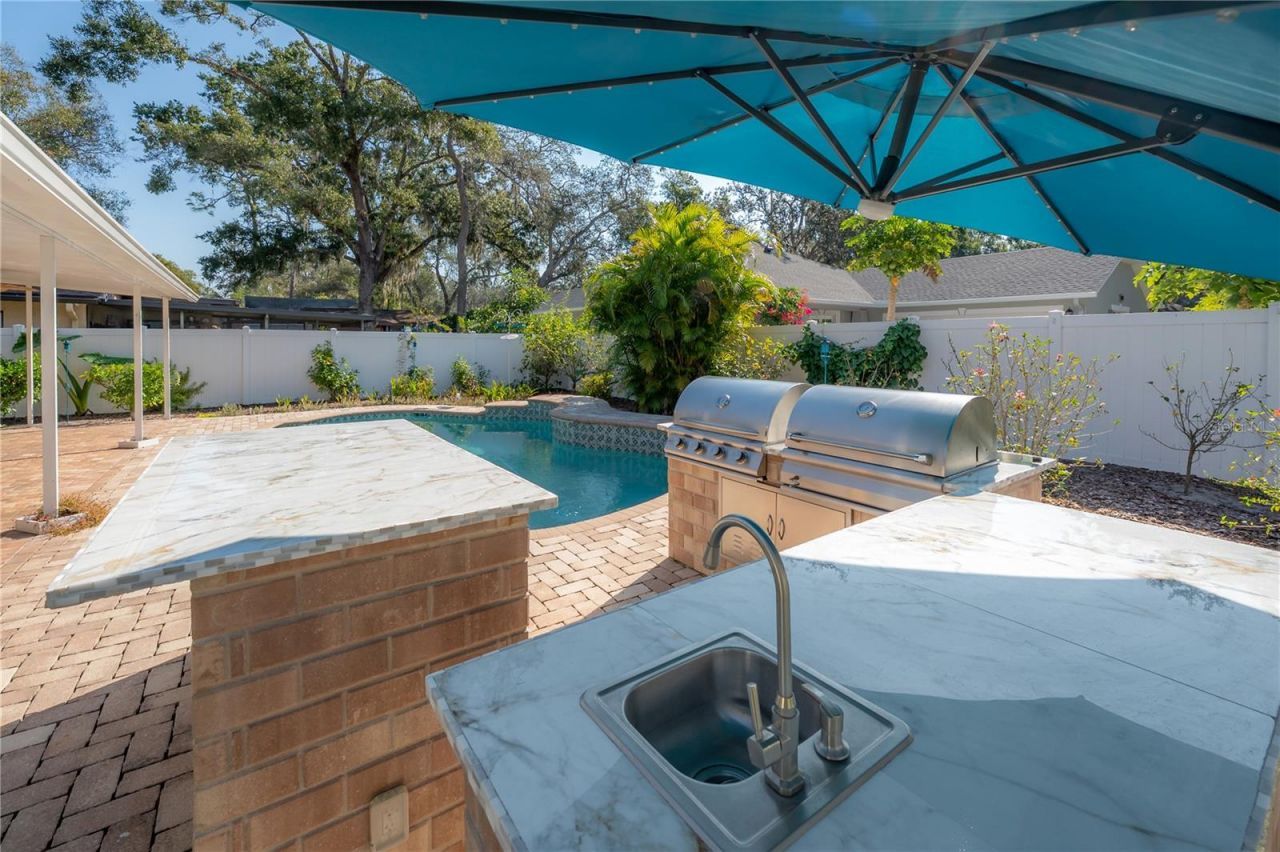 12108 Riverhills Drive, Temple Terrace, FL 33617 Photo