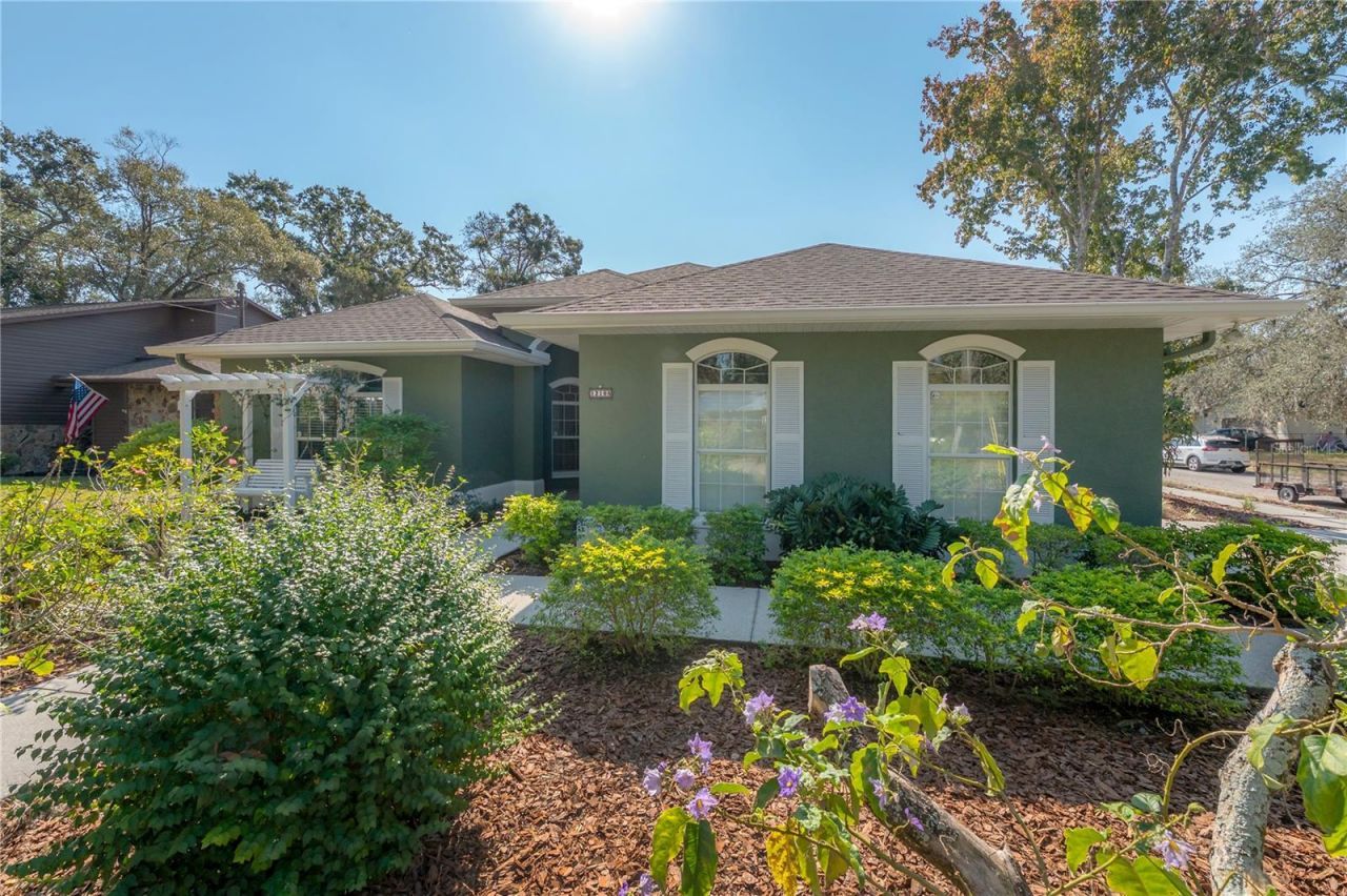 12108 Riverhills Drive, Temple Terrace, FL 33617 Photo