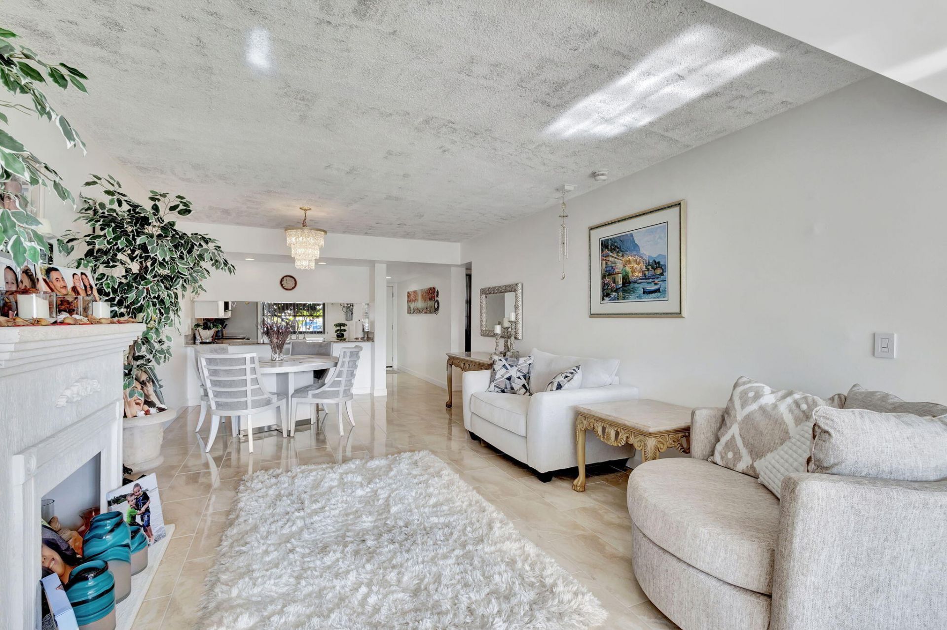 3630 Whitehall Drive, Unit 105, West Palm Beach, FL 33401 Photo