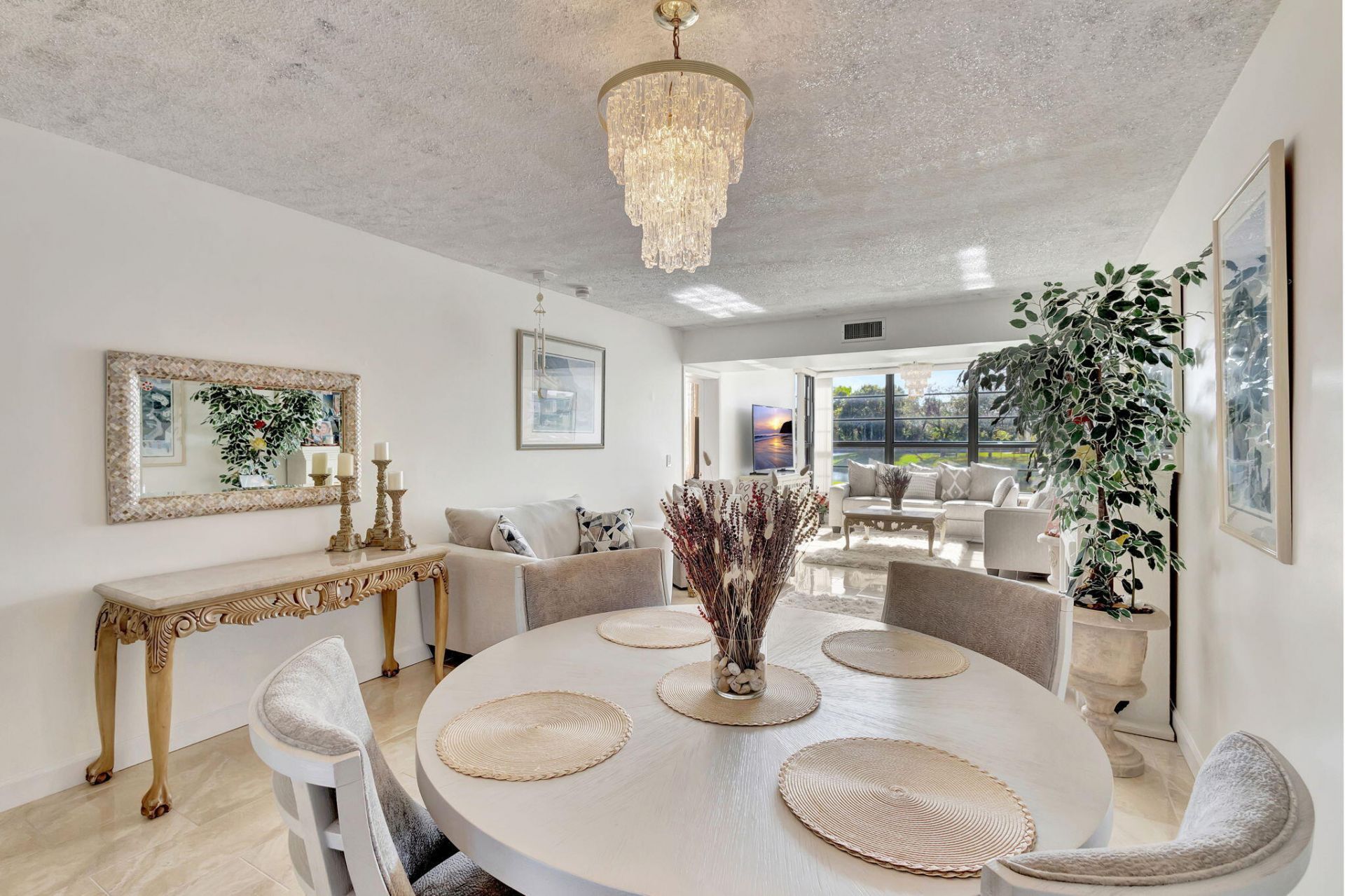 3630 Whitehall Drive, Unit 105, West Palm Beach, FL 33401 Photo