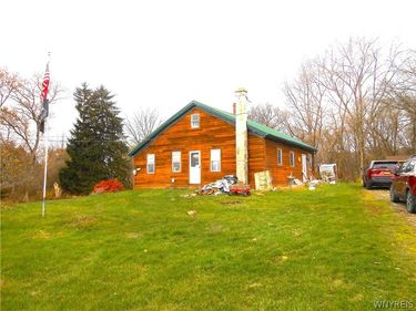 10446 Alexander Road, Alexander, NY 14005