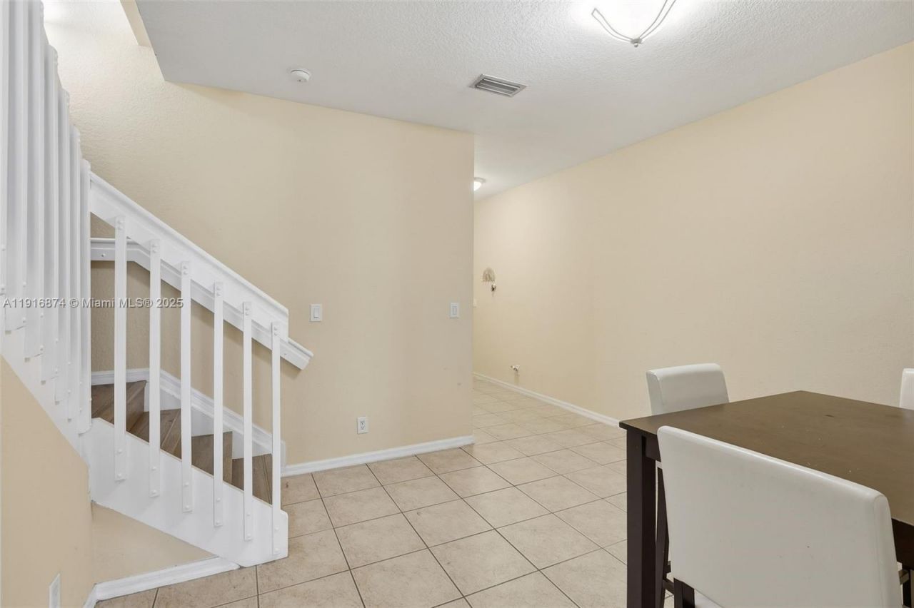 2971 NW 33rd Way, Lauderdale Lakes, FL 33311 Photo
