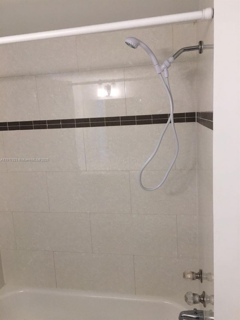 4240 NW 79th Ave, Unit 1C, Doral, FL 33166 Photo