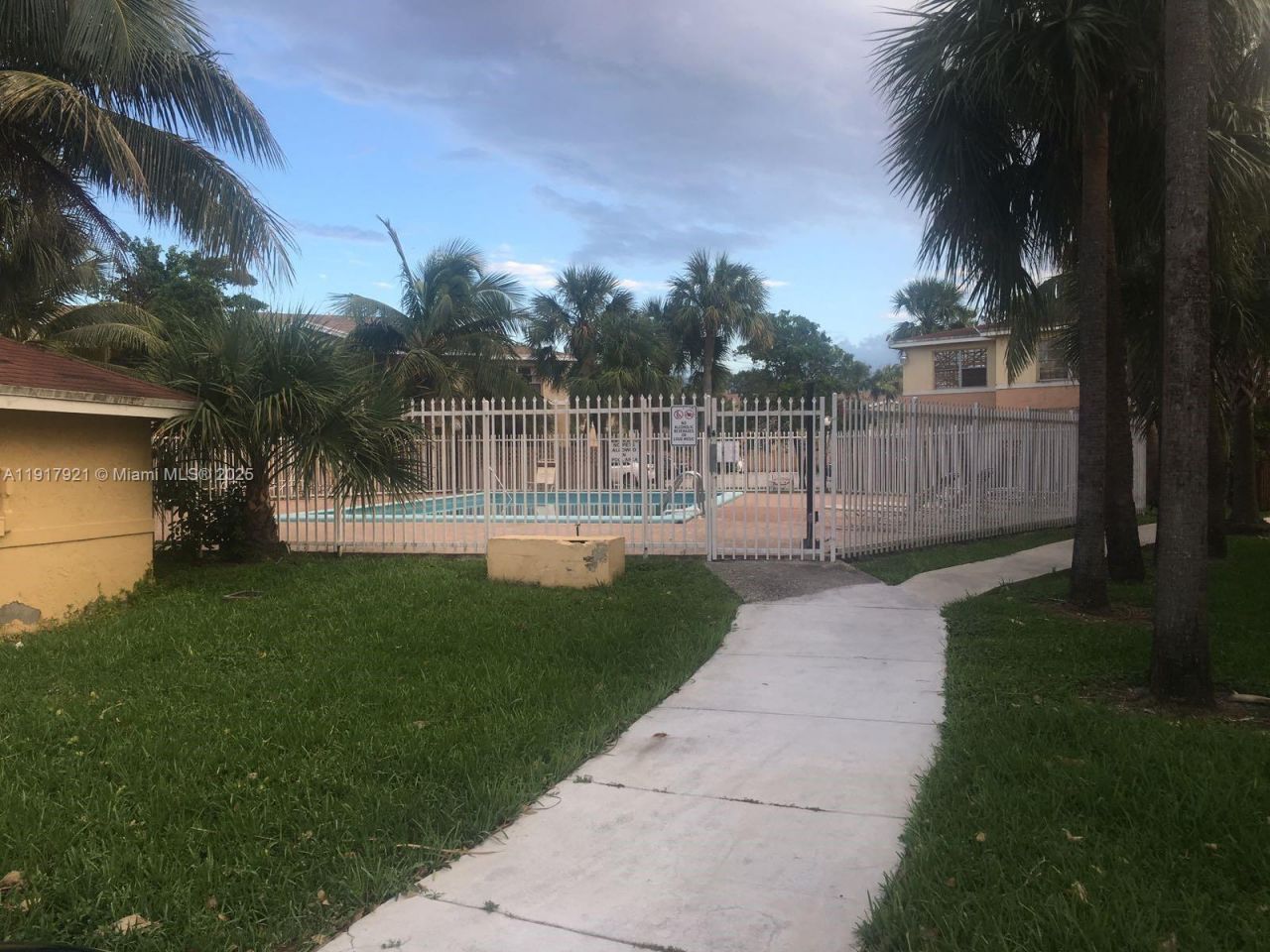 4240 NW 79th Ave, Unit 1C, Doral, FL 33166 Photo