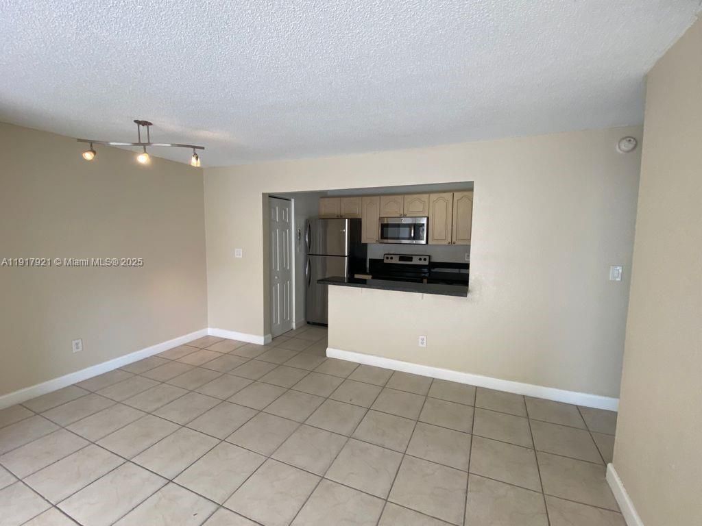 4240 NW 79th Ave, Unit 1C, Doral, FL 33166 Photo