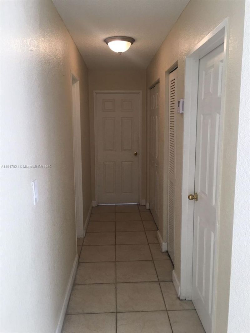 4240 NW 79th Ave, Unit 1C, Doral, FL 33166 Photo