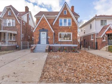 16241 Cherrylawn Street, Detroit, MI 48221