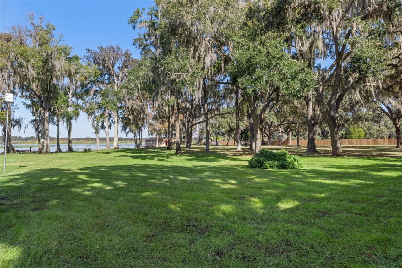 6185 W Riverbend Road, Dunnellon, FL 34433 Photo