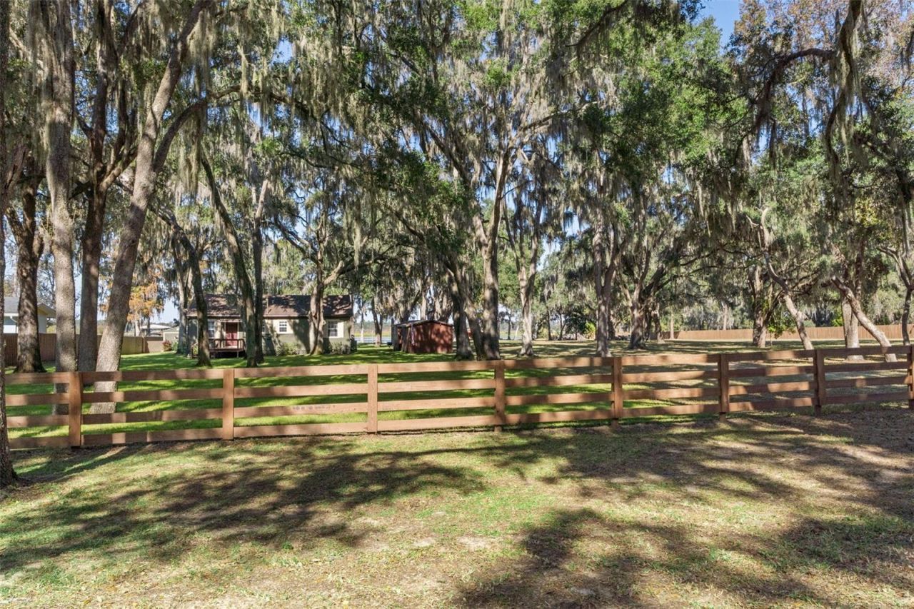 6185 W Riverbend Road, Dunnellon, FL 34433 Photo