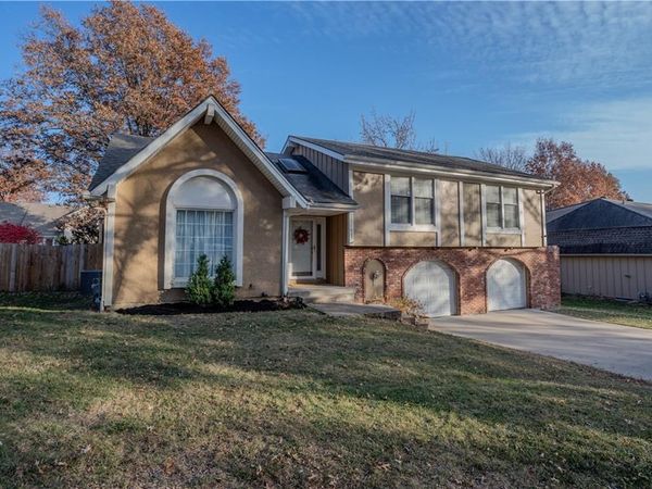 11623 Locust Street, Kansas City, MO 64131