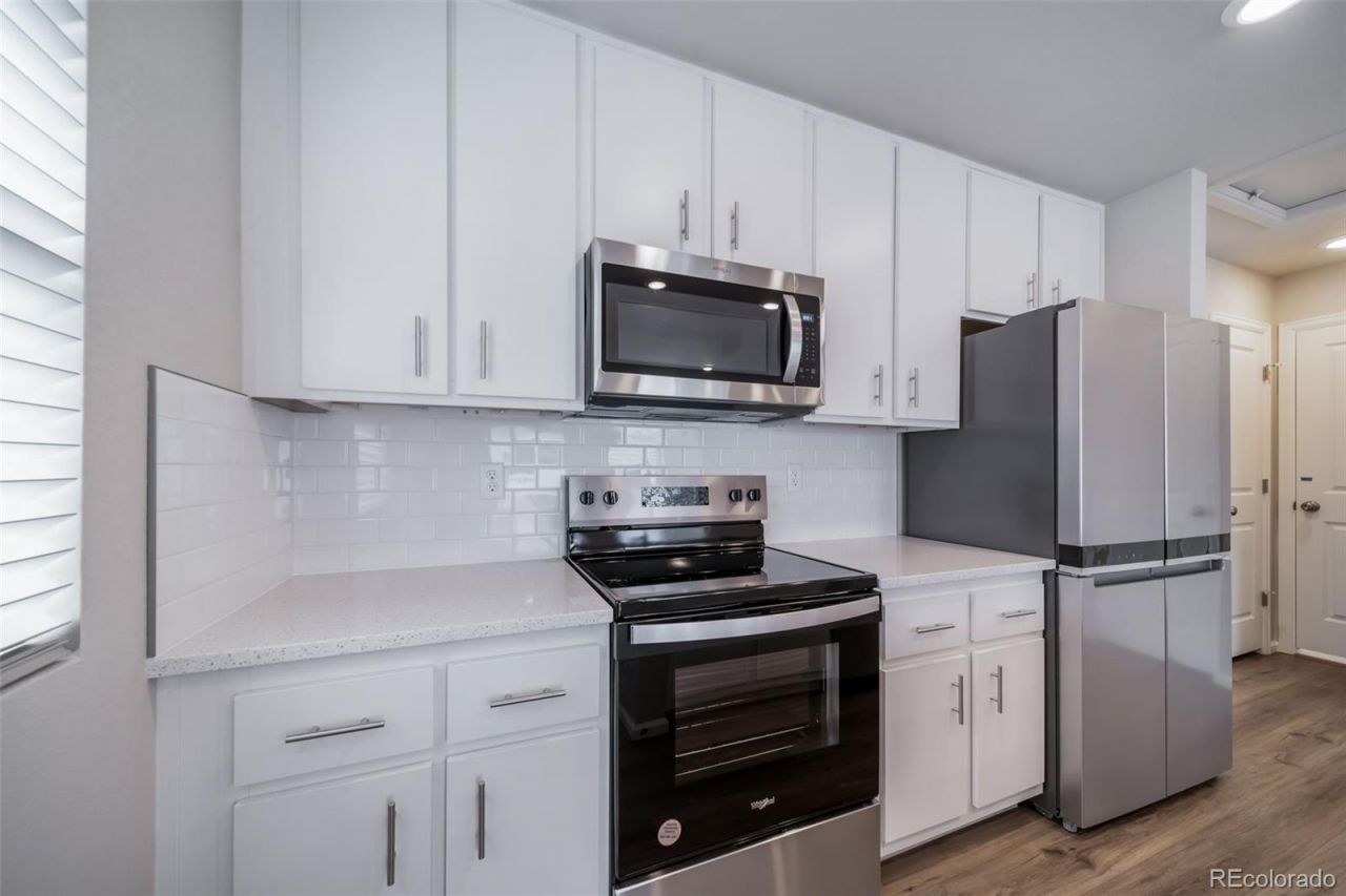 46518 Avery Lane, Bennett, CO 80102 Main Photo