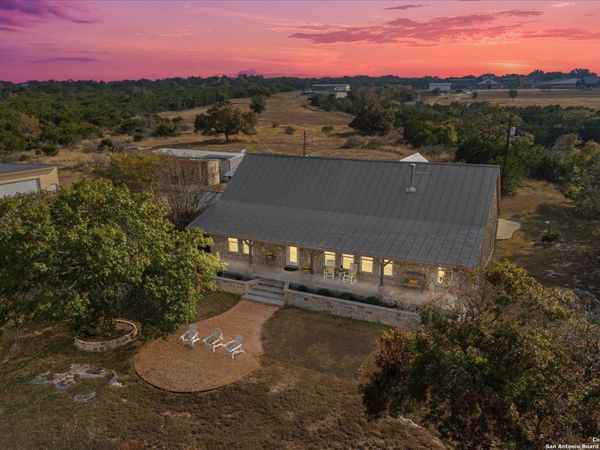 127 Camp Alzafar, Boerne, TX 78006