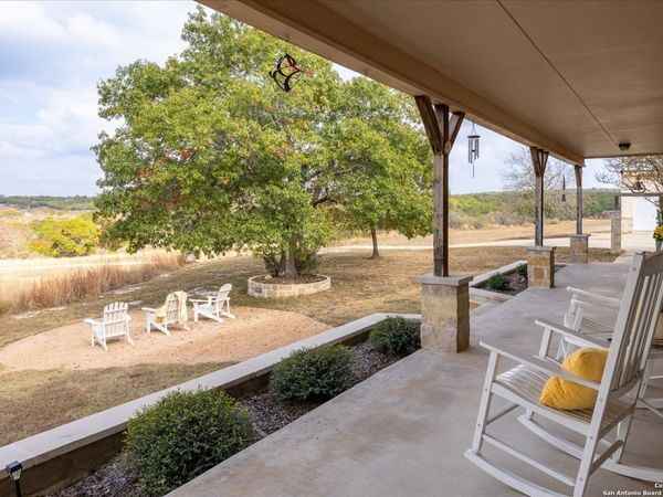 127 Camp Alzafar, Boerne, TX 78006