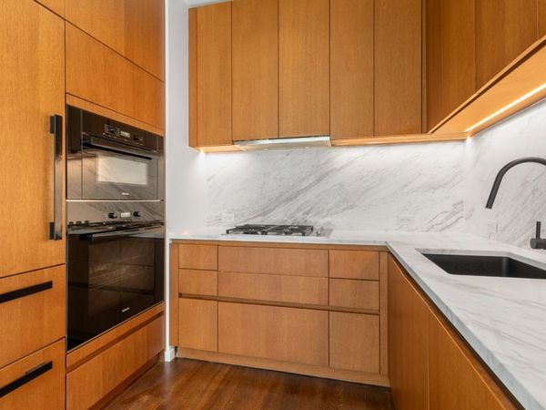 570 Broome Street, Unit 6B, Manhattan, NY 10013