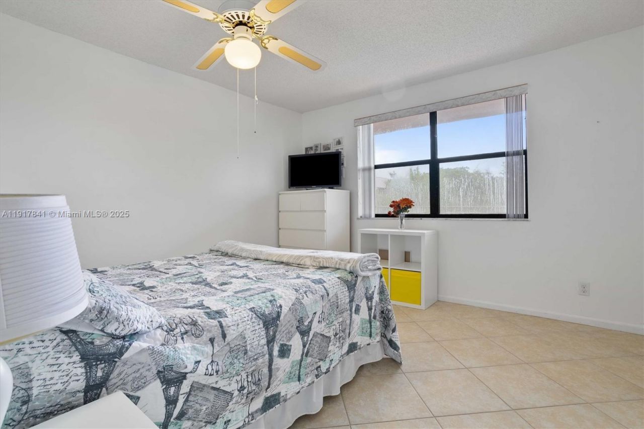 10207 Sunrise Lakes Blvd, Unit 203, Sunrise, FL 33322 Photo