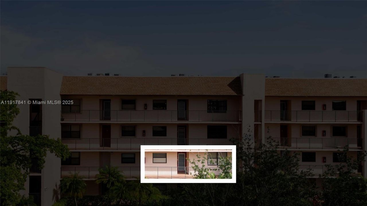 10207 Sunrise Lakes Blvd, Unit 203, Sunrise, FL 33322 Photo