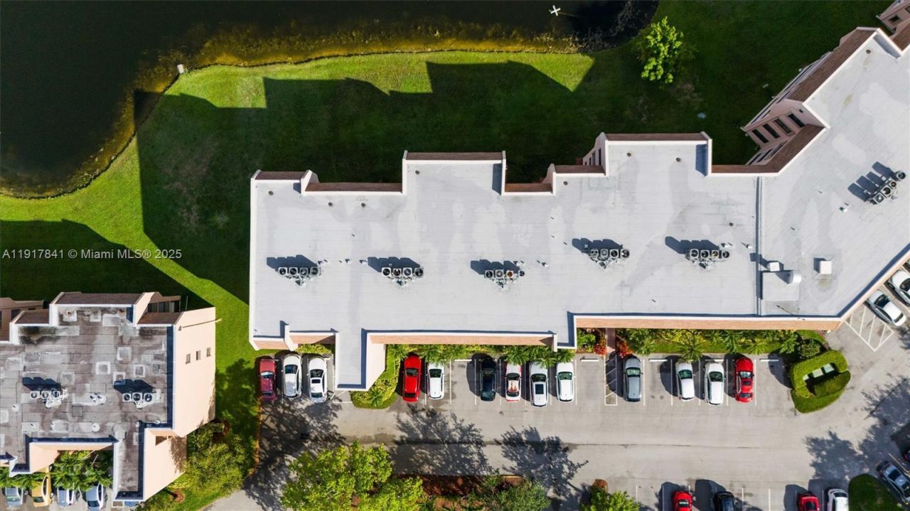 10207 Sunrise Lakes Blvd, Unit 203, Sunrise, FL 33322 Photo