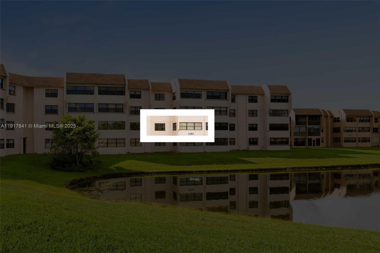 10207 Sunrise Lakes Blvd, Unit 203, Sunrise, FL 33322 Photo