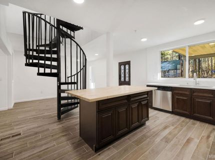 3845 Figueroa Lane, South Lake Tahoe, CA 96150 Photo