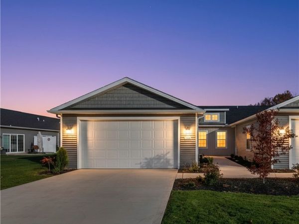 130 W Spring Drive, Elyria, OH 44035