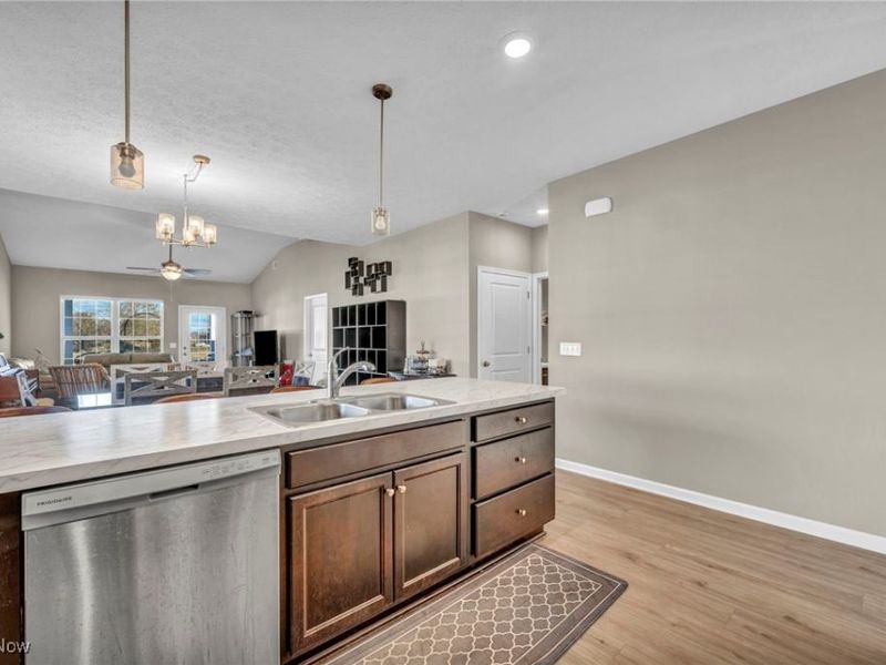 130 W Spring Drive, Elyria, OH 44035 Photo 13