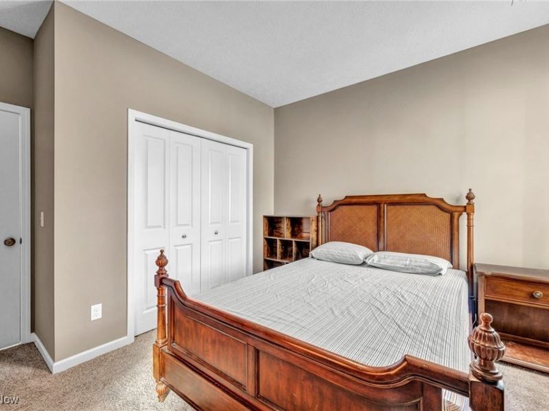 130 W Spring Drive, Elyria, OH 44035 Photo 15