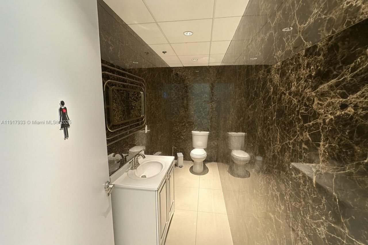 1000 5th St, Unit 304, Miami Beach, FL 33139 Photo