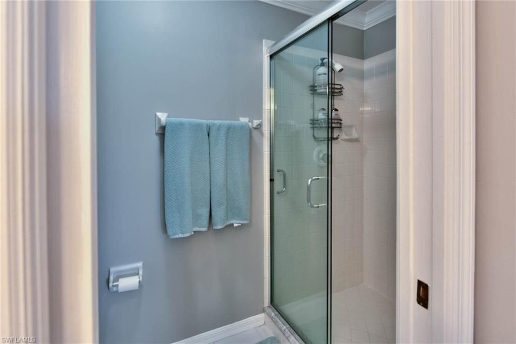 9200 Highland Woods Blvd, Unit 1310, Bonita Springs, FL 34135 Photo