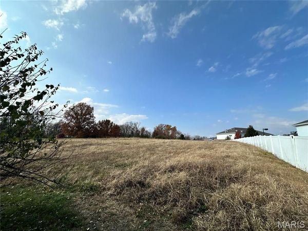 6324 Telegraph Road, St Louis, MO 63129