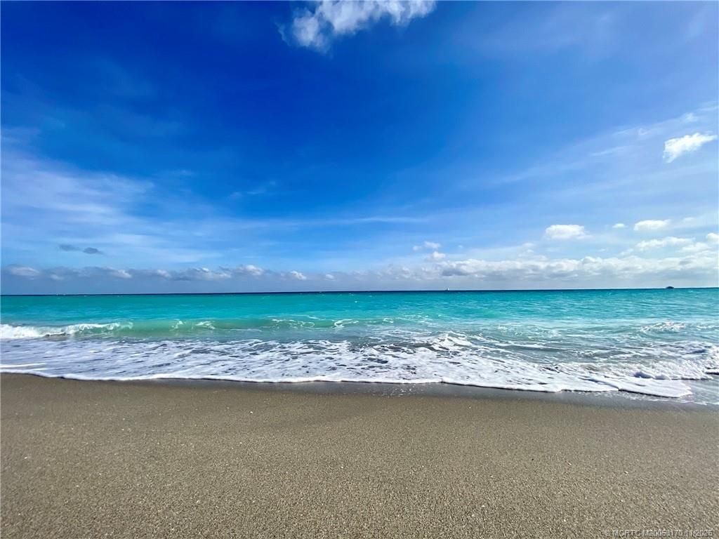 250 SE Four Winds Drive, Unit 105, Stuart, FL 34996 Photo