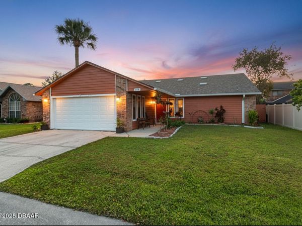 144 Herring Gull Court, Daytona Beach, FL 32119