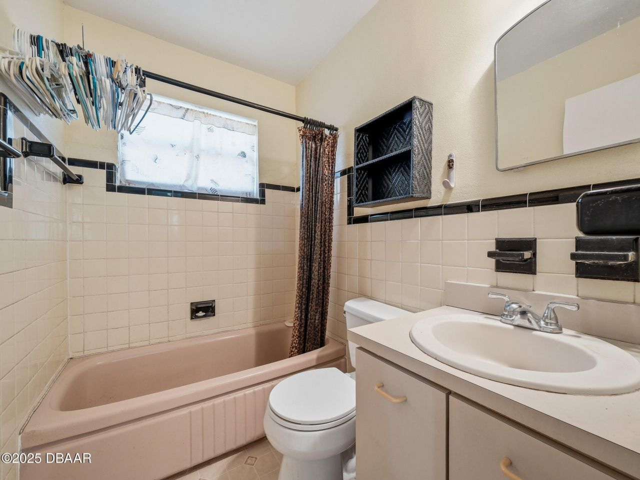 813 E 8th Avenue, New Smyrna Beach, FL 32169 Photo