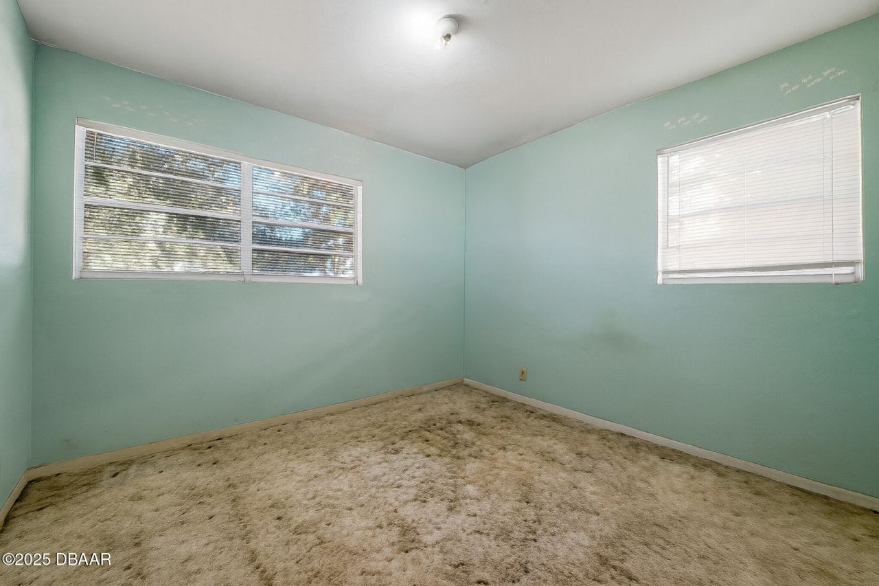 813 E 8th Avenue, New Smyrna Beach, FL 32169 Photo