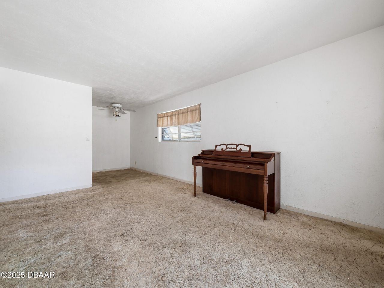 813 E 8th Avenue, New Smyrna Beach, FL 32169 Photo