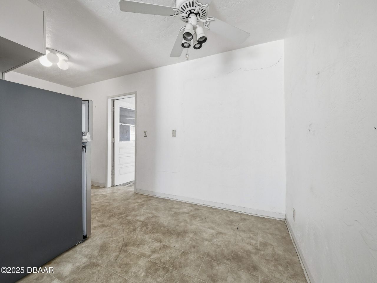 813 E 8th Avenue, New Smyrna Beach, FL 32169 Photo