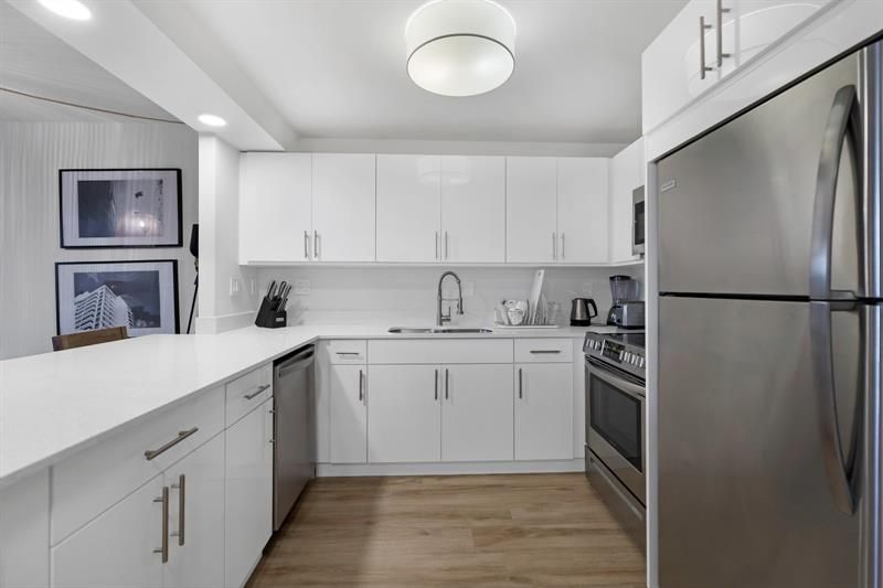 2301 Collins Avenue, Unit 323, Miami Beach, FL 33139 Photo