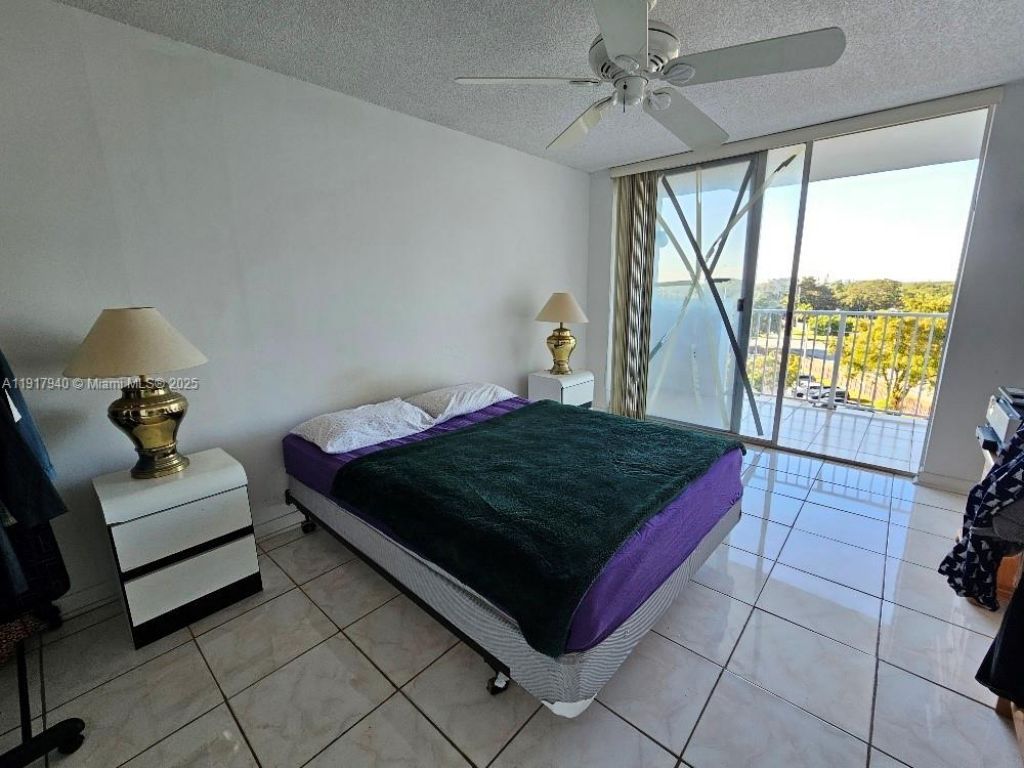 1200 NE Miami Gardens Dr, Unit 605W, Miami, FL 33179 Photo