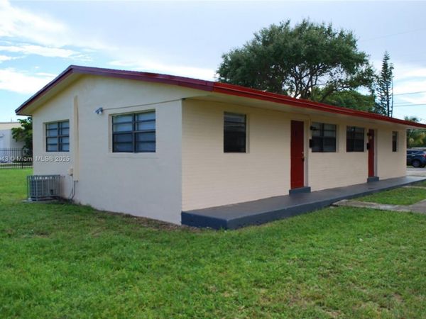 300 NW 5th Ter, Unit 1, Hallandale Beach, FL 33009