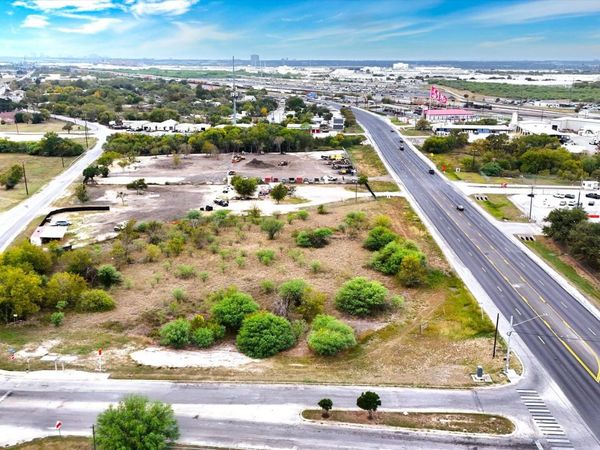 5760 FM 78, Kirby, TX 78219