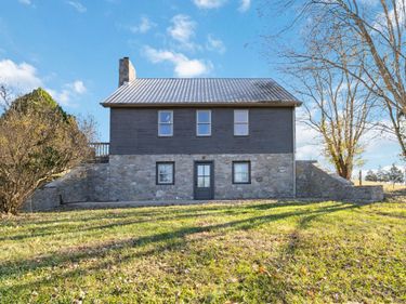 3895 KY Hwy 518, Hustonville, KY 40437