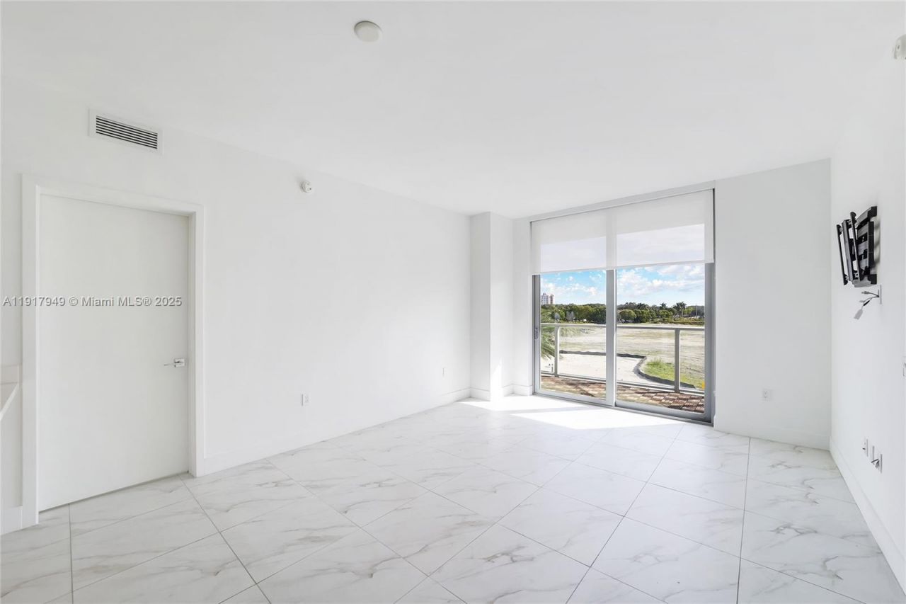 2000 Metropica Way, Unit 306, Sunrise, FL 33323 Photo