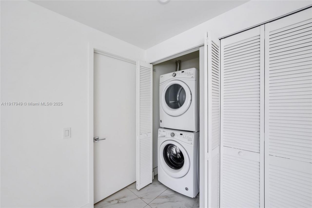 2000 Metropica Way, Unit 306, Sunrise, FL 33323 Photo