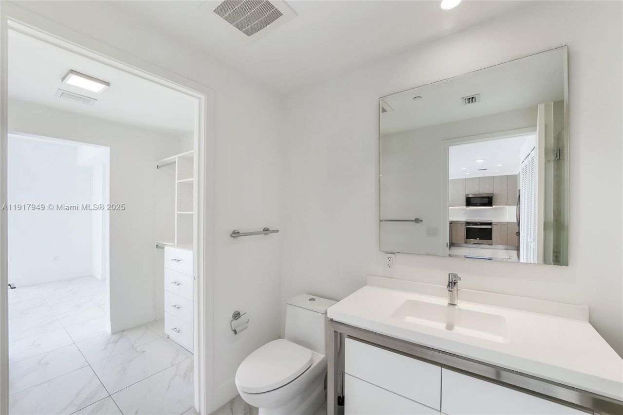 2000 Metropica Way, Unit 306, Sunrise, FL 33323 Photo