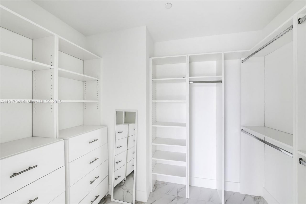 2000 Metropica Way, Unit 306, Sunrise, FL 33323 Photo