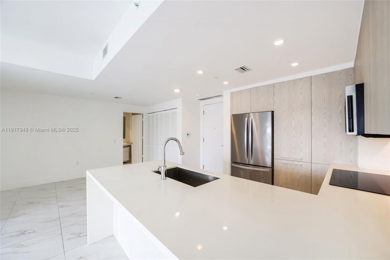 2000 Metropica Way, Unit 306, Sunrise, FL 33323 Photo