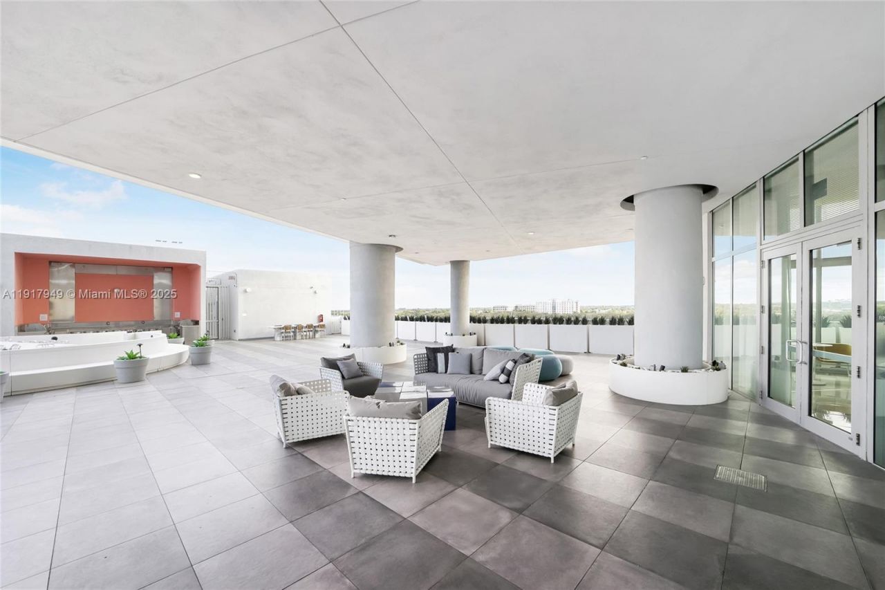 2000 Metropica Way, Unit 306, Sunrise, FL 33323 Photo